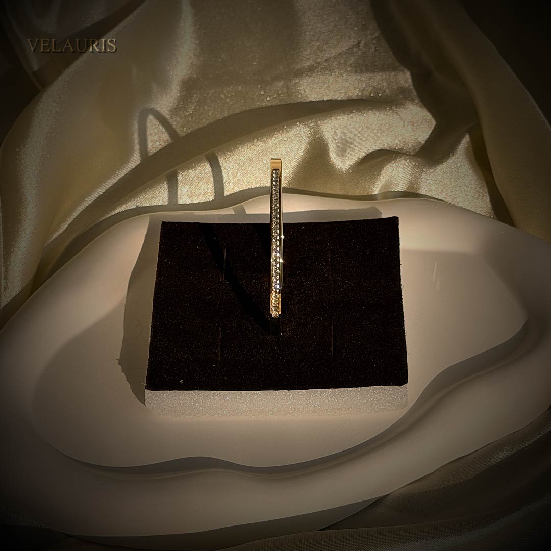 Aurea Linear Spark Cuff