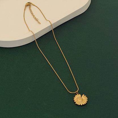 Golden Bloom Sunflower Pendant Necklace