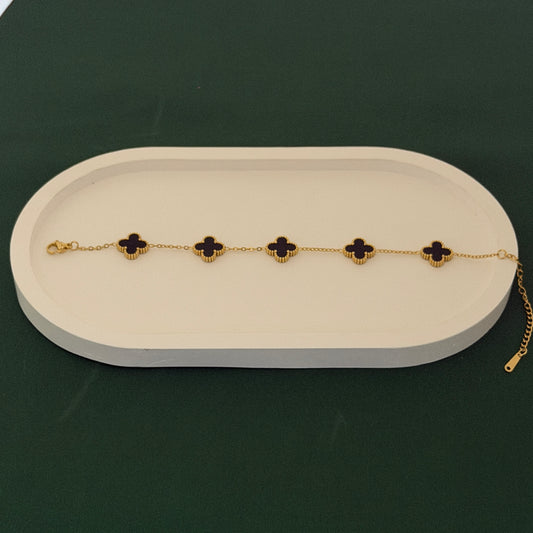 Noir Clover Elegance Bracelet