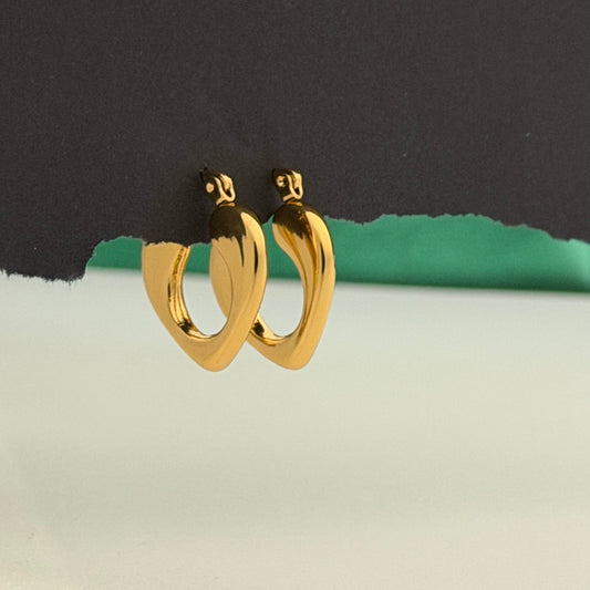 Amoura Heart Hoops