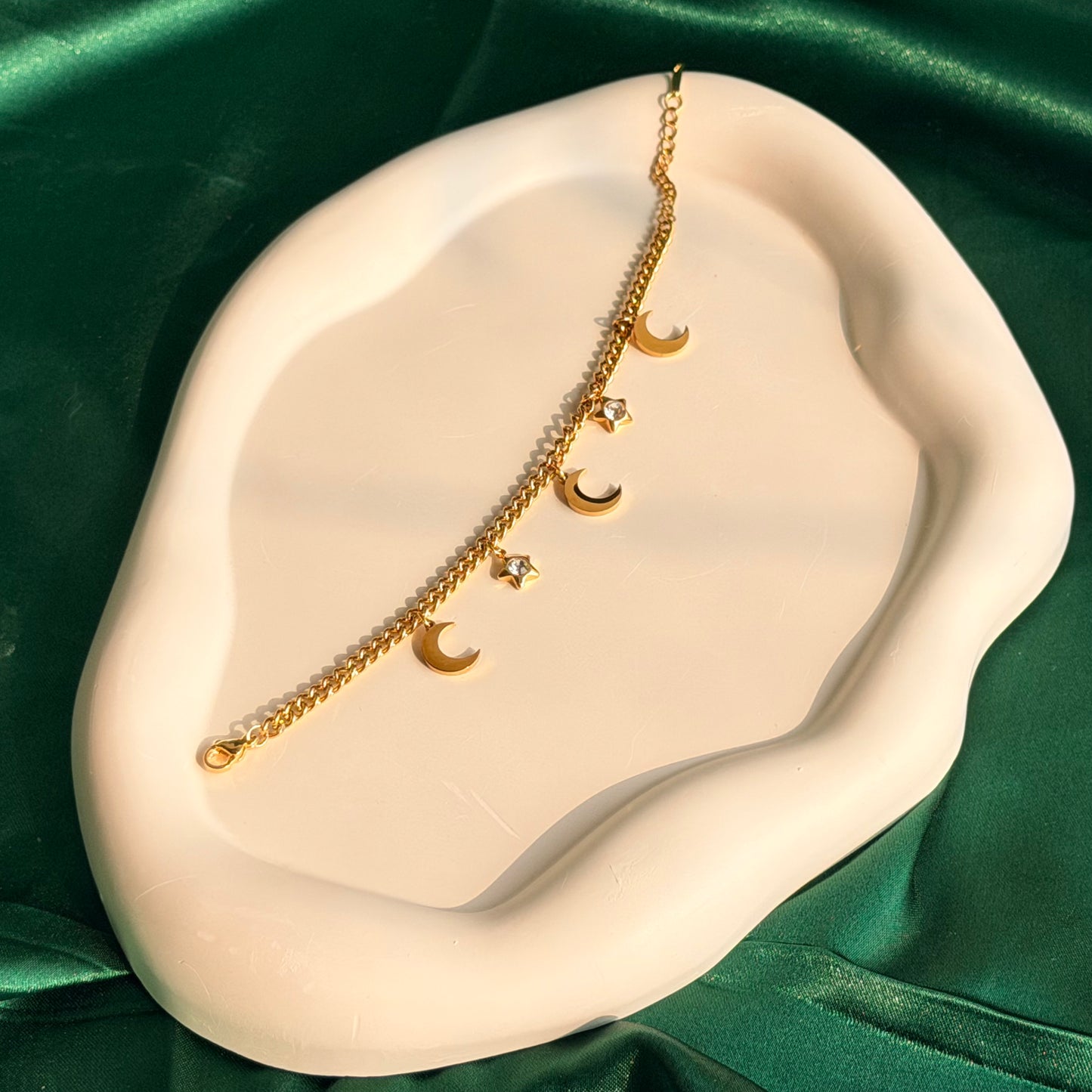 Moon Kiss Star Bracelet