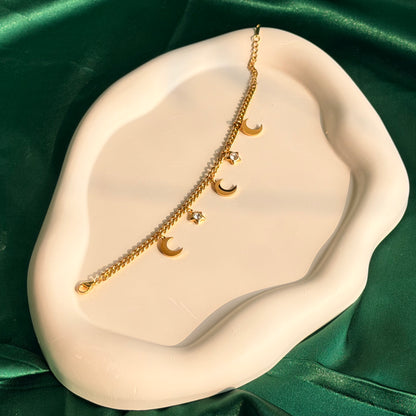 Moon Kiss Star Bracelet